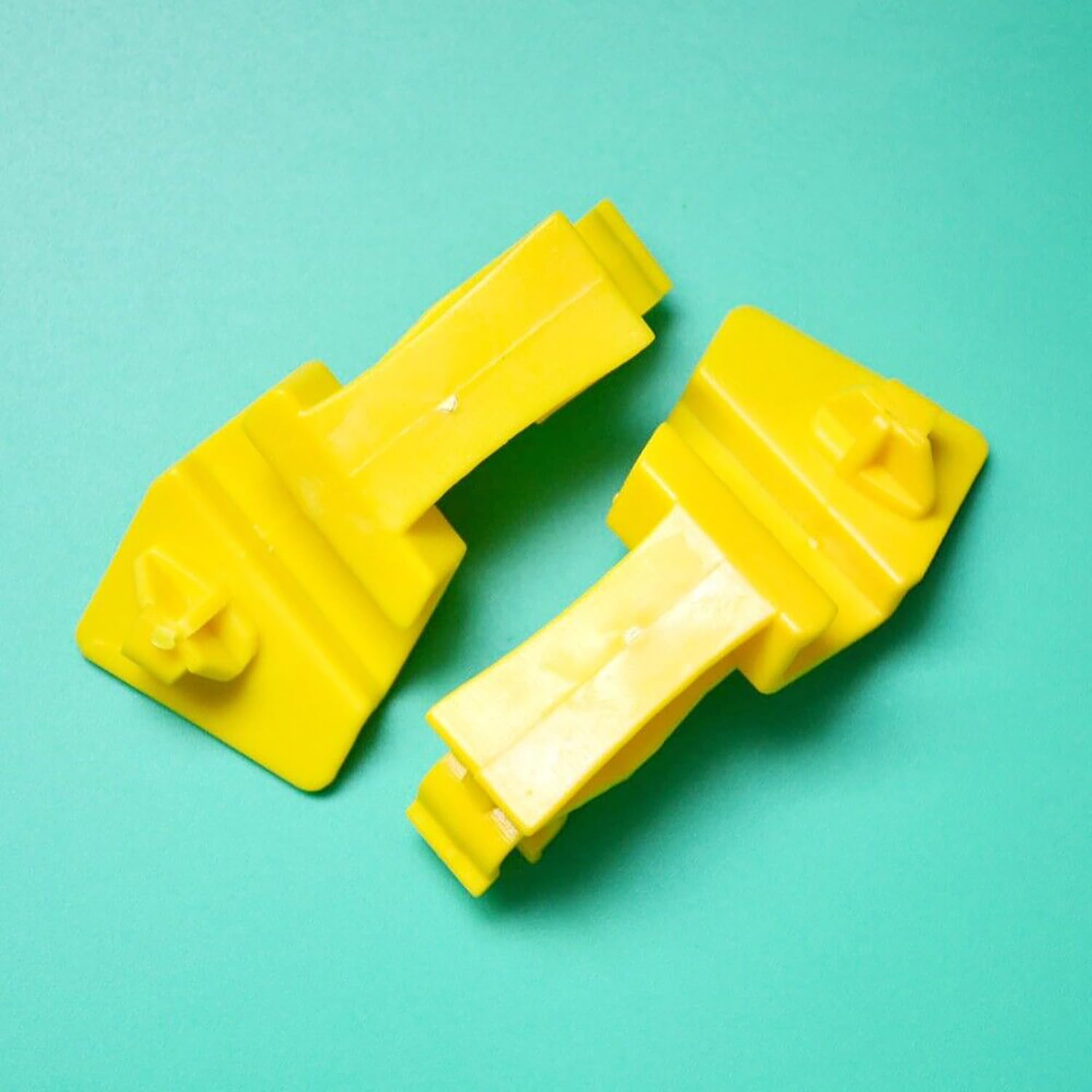 「RT-158306」 Amazon.com: DZMZL Hood Support Rod Retainer Clip Qty 2 Yellow For